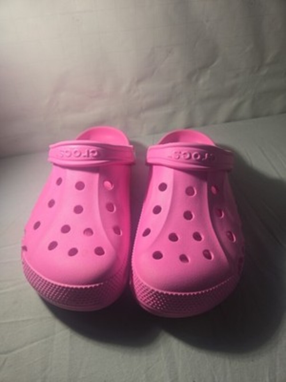 Crocs Pink Unisex Slip on Size 7 Mens and Sze 9 Womens